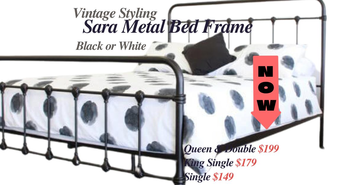 Vintage Metal Bed - Sara